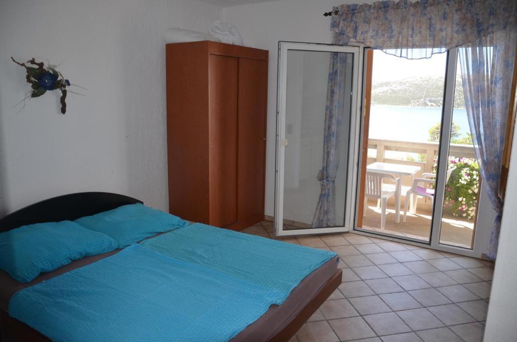 Apartmani Kemac Stara Novalja Exteriör bild