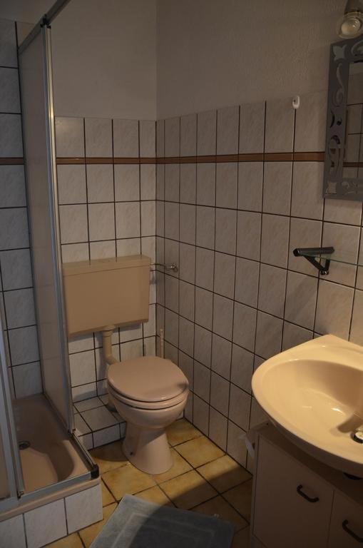 Apartmani Kemac Stara Novalja Exteriör bild